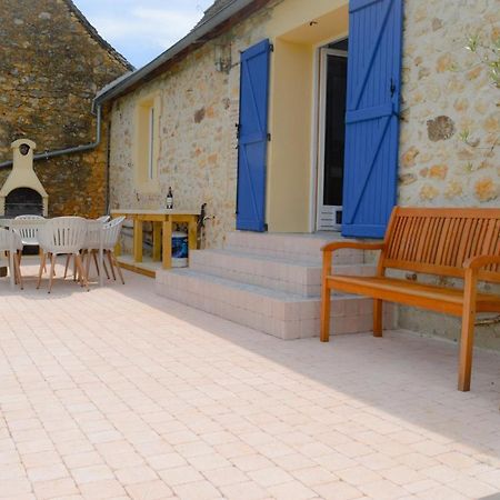 Aux Volets Bleus Chez Mark & Sylvie Rouffignac Saint-Cernin Екстер'єр фото